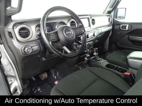 Used 2021 Jeep Wrangler Unlimited Sport image 19