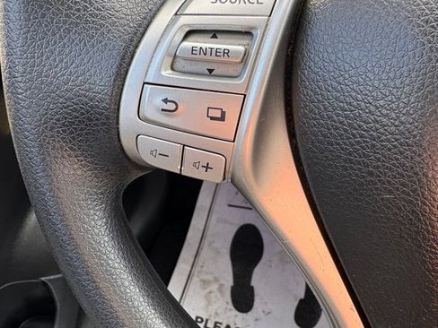 Used 2016 Nissan Rogue SV AWD/4WD image 26