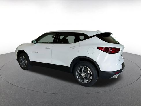 Used 2025 Chevrolet Blazer LT image 10