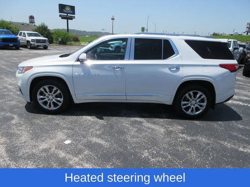 Certified 2018 Chevrolet Traverse High Country AWD/4WD image 2
