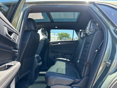 New 2026 Volkswagen Atlas Cross Sport SEL R-Line AWD/4WD image 18
