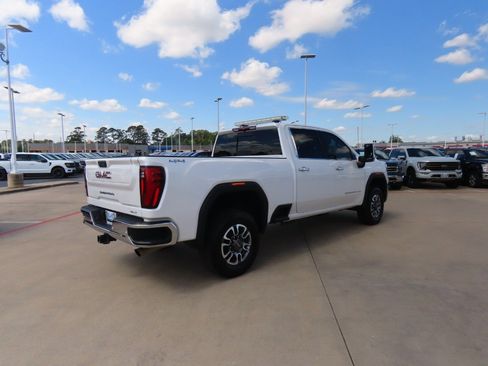 Used 2025 GMC Sierra 2500 SLT w/ SLT Convenience Package image 11