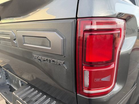 Used 2020 Ford F150 Raptor w/ Equipment Group 802A Luxury AWD/4WD image 31