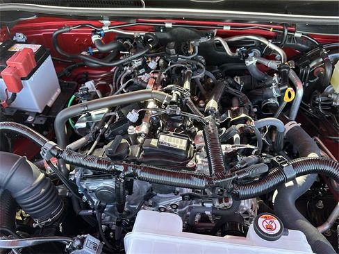 Used 2025 Toyota 4Runner SR5 image 30