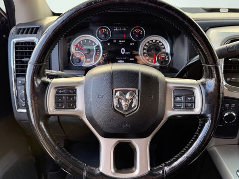 Used 2015 RAM 2500 Laramie w/ Black Appearance Group AWD/4WD image 41