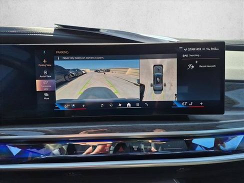 Used 2025 BMW i7 eDrive50 w/ M Sport Package RWD image 14