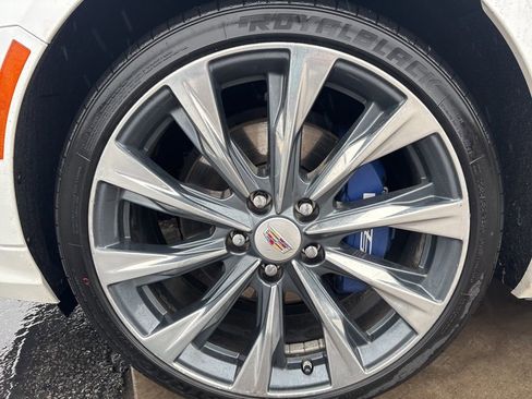 Used 2021 Cadillac CT4 Sport image 11