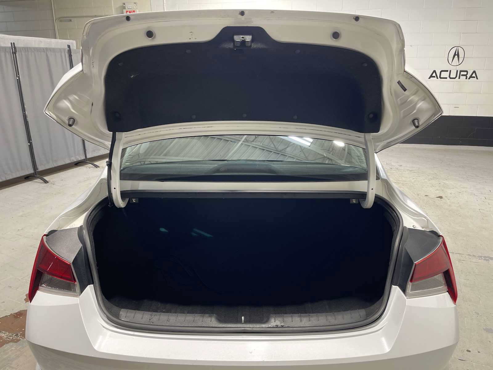 Used 2021 Hyundai Elantra SEL FWD image 19