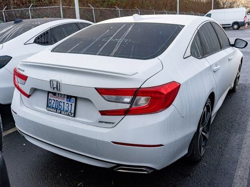 Used 2018 Honda Accord Sport image 4