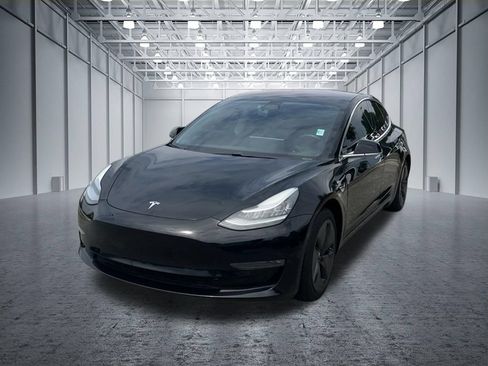 Used 2018 Tesla Model 3 Long Range RWD image 4