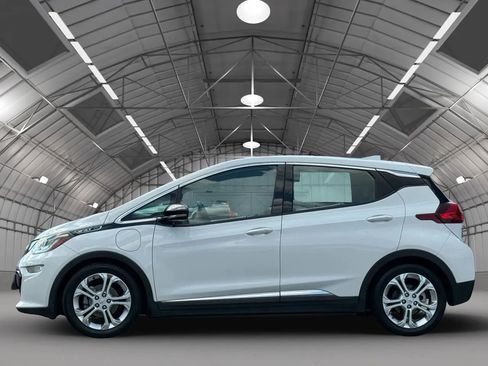 Used 2018 Chevrolet Bolt LT image 5
