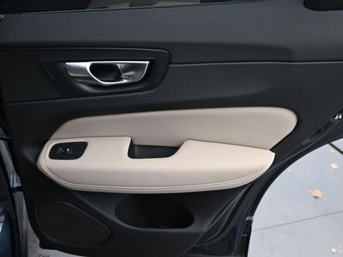 New 2026 Volvo XC60 B5 Plus AWD/4WD image 15