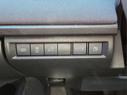 Used 2025 Toyota Camry LE image 26