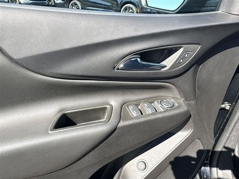 Certified 2024 Chevrolet Equinox LT w/ LPO, Floor Liner Package image 22