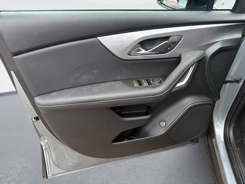 New 2026 Chevrolet Blazer LT w/ Convenience Package FWD image 17