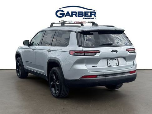 Used 2023 Jeep Grand Cherokee L Laredo AWD/4WD image 3