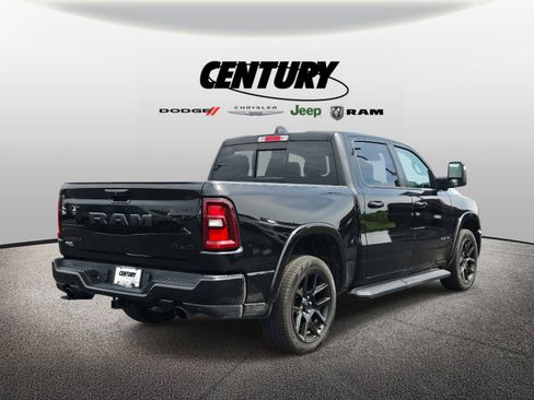 Used 2025 RAM 1500 Laramie w/ Night Edition AWD/4WD image 4