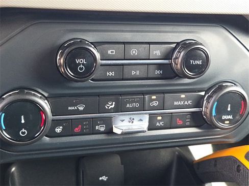 Certified 2022 Ford Bronco Badlands image 21