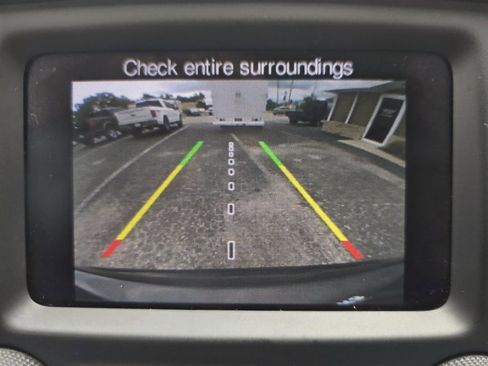 Used 2018 Jeep Compass Latitude image 23