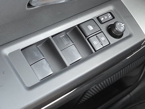 Certified 2025 Toyota Tundra Platinum AWD/4WD image 13