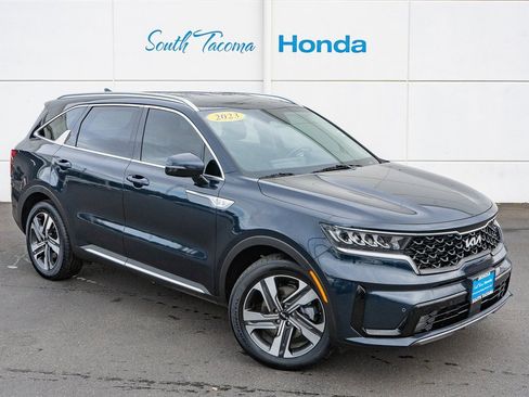 Used 2023 Kia Sorento EX image 2