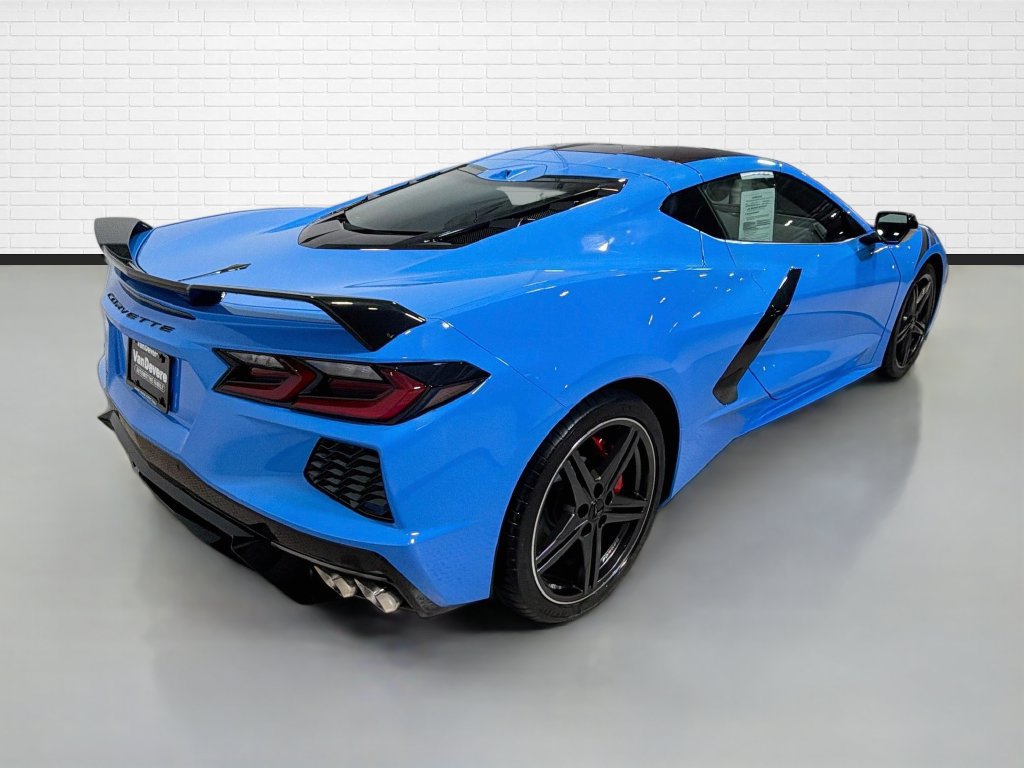 Used 2024 Chevrolet Corvette Stingray Premium Cpe w/ Z51 Performance Package RWD image 9