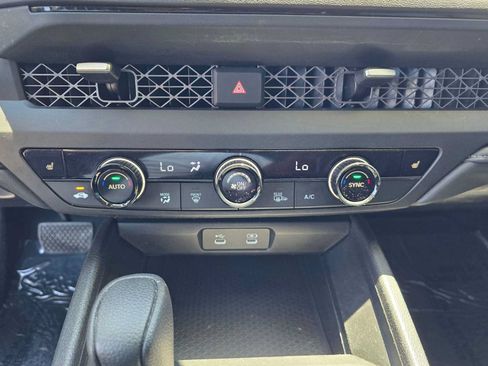 Used 2025 Honda Accord SE image 29