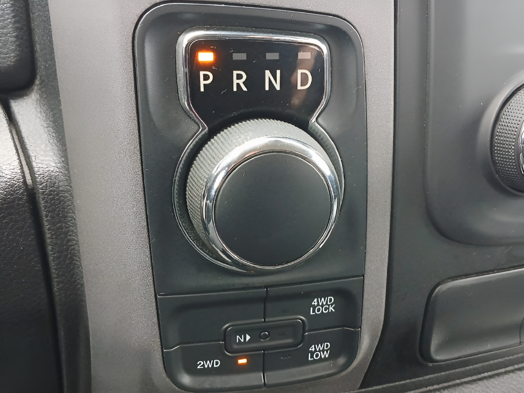 Used 2019 RAM 1500 Express AWD/4WD image 18