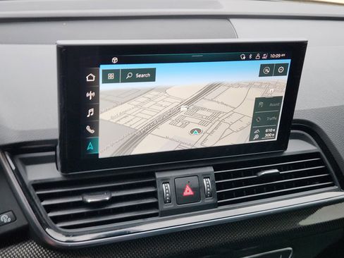 Used 2022 Audi SQ5 Prestige w/ Prestige Package image 19