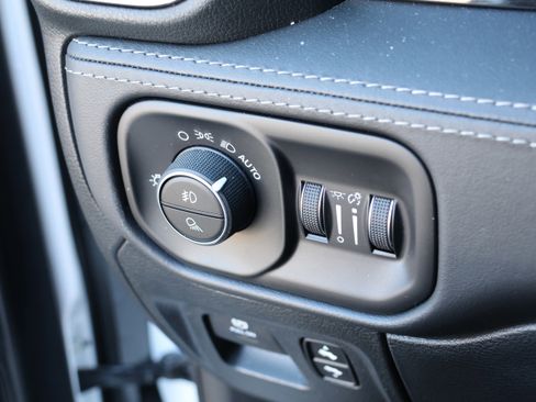 Used 2023 RAM 1500 Limited w/ Night Edition image 15