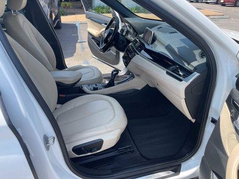 Used 2018 BMW X1 sDrive28i image 15