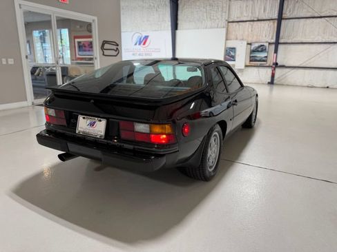 Used 1988 Porsche 924 S RWD image 54