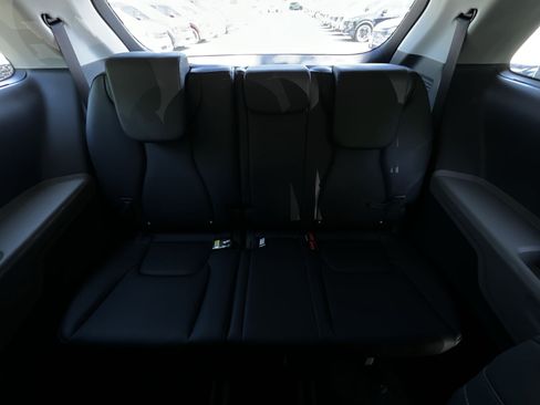 New 2026 Kia Carnival EX FWD image 58