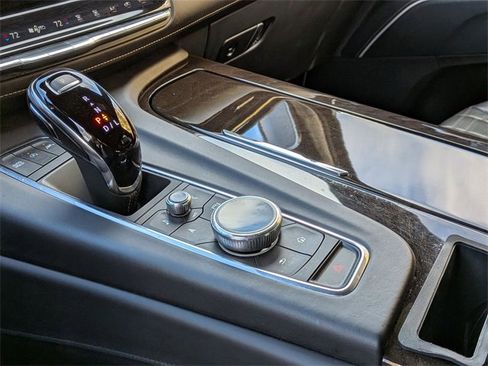 Certified 2024 Cadillac Escalade ESV Sport Platinum w/ LPO, ONYX Package image 18