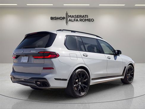 Used 2023 BMW X7 M60i w/ Executive Package image 8