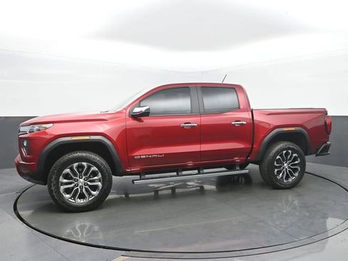 Used 2023 GMC Canyon Denali AWD/4WD image 2