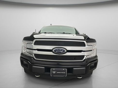 Used 2018 Ford F150 Platinum w/ Equipment Group 701A Luxury AWD/4WD image 5