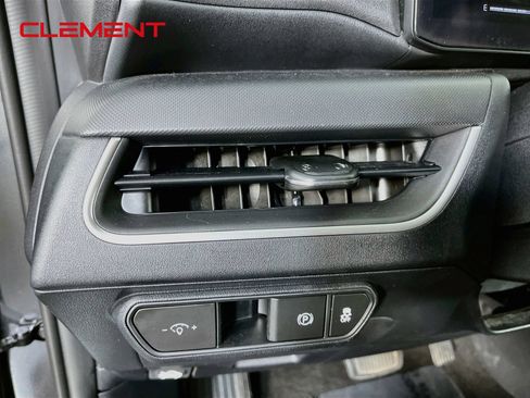 Used 2025 Kia K4 FWD image 12