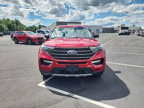 Certified 2023 Ford Explorer XLT w/ Equipment Group 202A AWD/4WD image 2