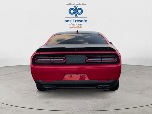 Used 2023 Dodge Challenger R/T w/ T/A Package image 8