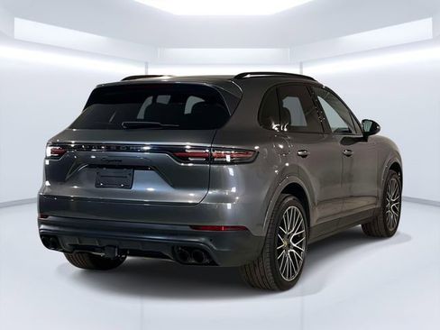 Certified 2023 Porsche Cayenne AWD/4WD image 9