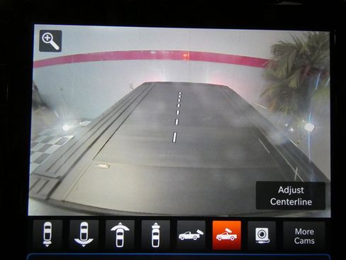 Used 2024 RAM 2500 Limited image 19