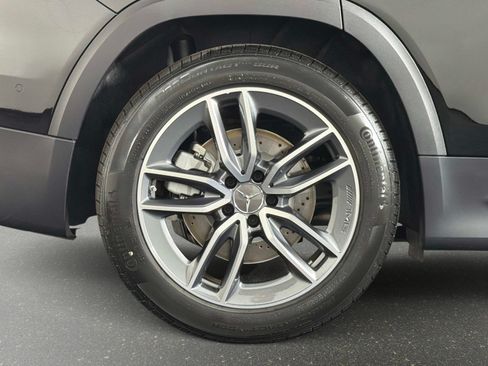 Used 2026 Mercedes-Benz GLB 35 AMG 4MATIC image 16