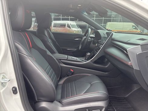 Used 2021 Toyota Avalon TRD image 27