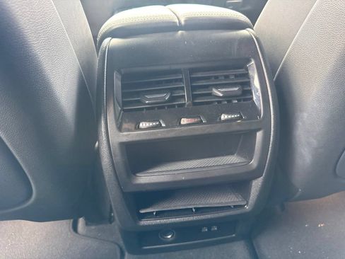 Used 2024 BMW X5 sDrive40i w/ M Sport Package RWD image 18