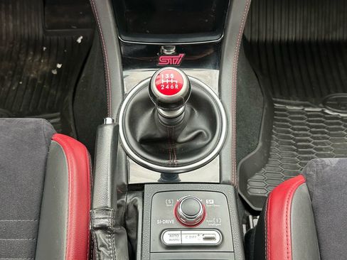 Used 2019 Subaru WRX STI image 18