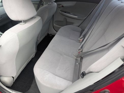 Used 2011 Toyota Corolla LE image 14