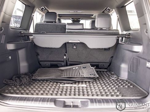 Used 2024 Lexus GX 550 AWD/4WD image 16