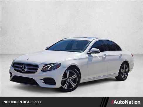 Certified 2019 Mercedes-Benz E 300 4MATIC image 1