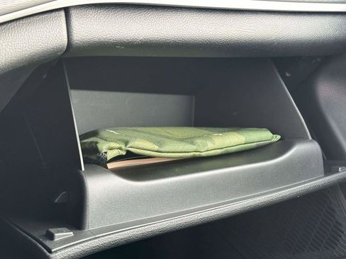 Used 2024 Jeep Grand Cherokee Altitude image 31